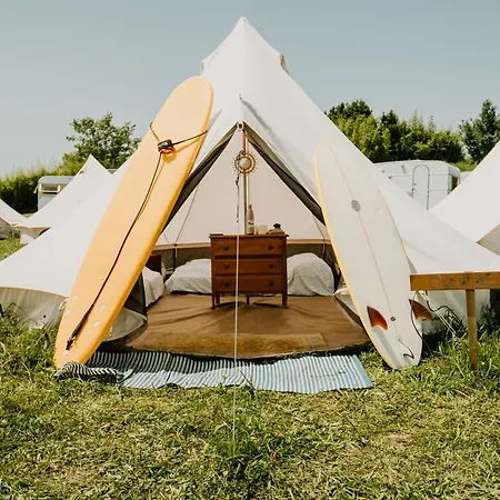 Aparra Surfcamp Camping